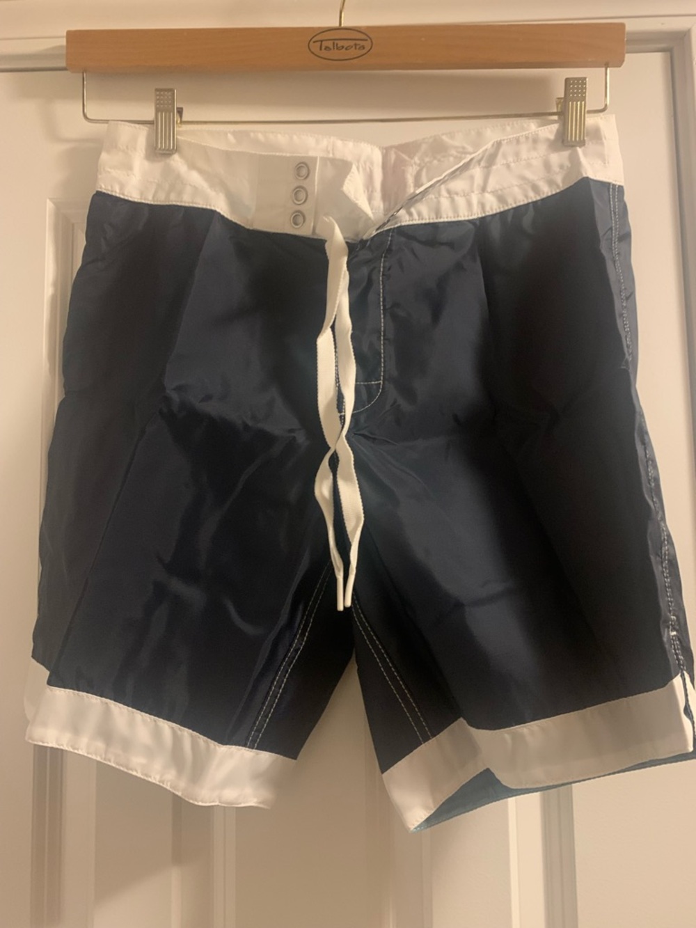 Birdwell Navy and White Athletic Swim Shorts mens size 30 waist nwt.